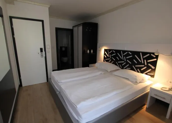 Sveti Kriz 4* Arbanija