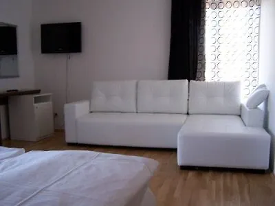 Sveti Kriz 酒店 4*