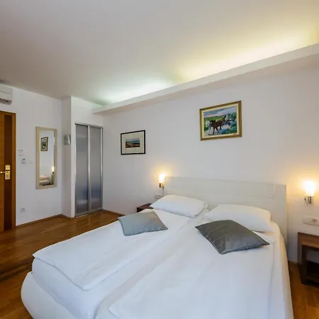 Sveti Kriz Hotel 4*