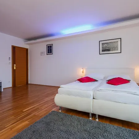 Hotel Sveti Kriz Trogir