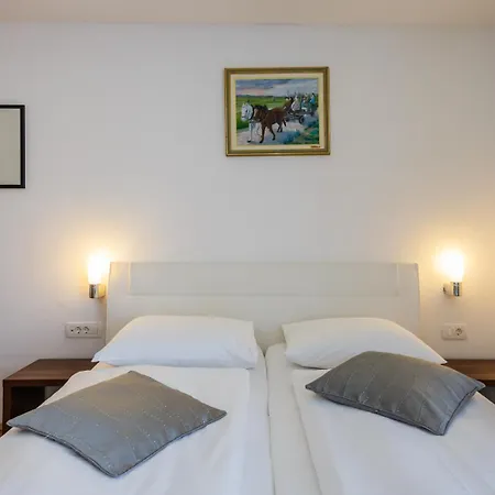 Sveti Kriz Hotel 4*